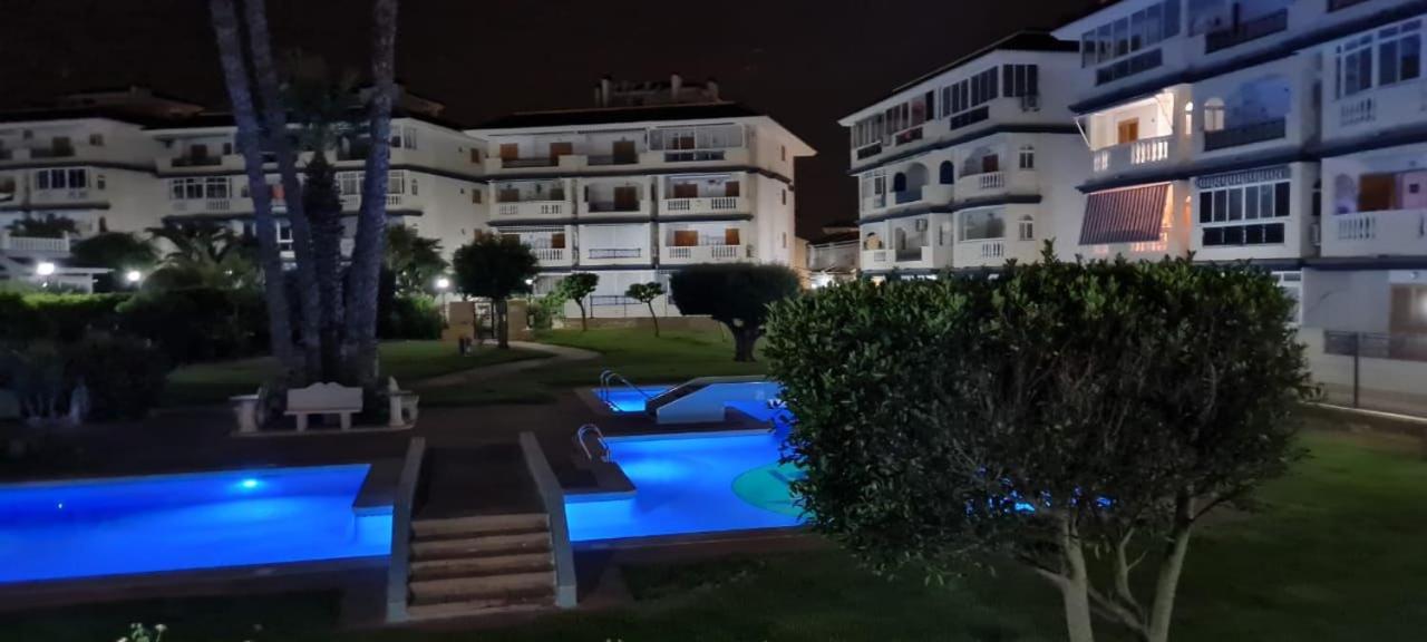 Apartamento Cerca De La Playa La Mata La Mata  Extérieur photo